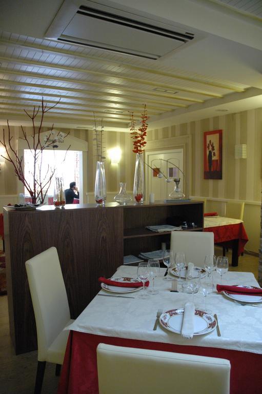 Hotel Ideal Villarrobledo Eksteriør billede