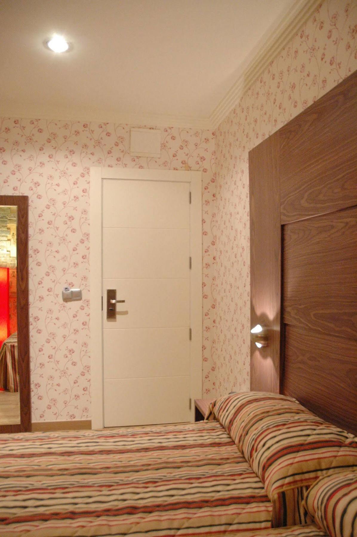 Hotel Ideal Villarrobledo Eksteriør billede